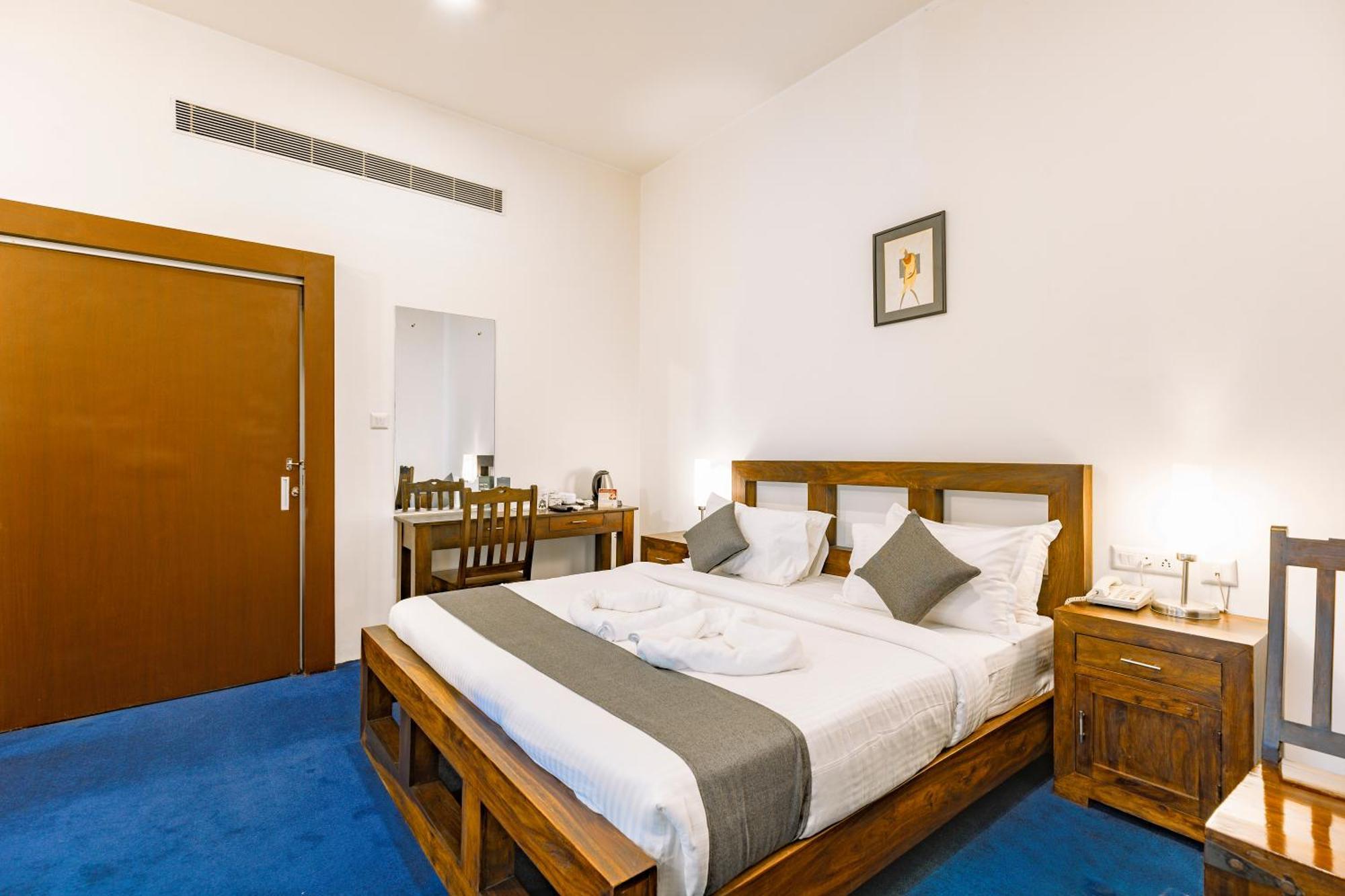 Hotel Narendra Central Muvattupuzha Exterior foto